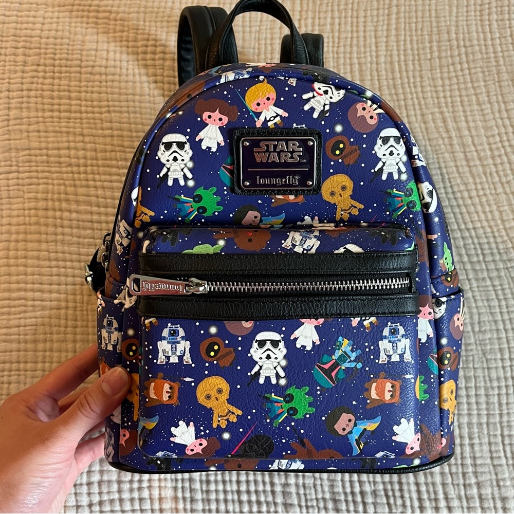 Star Wars loungefly excellent condition!!